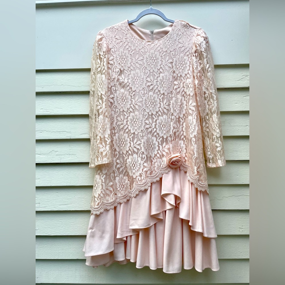 80s light pink peachy lace dress with rose appliqué